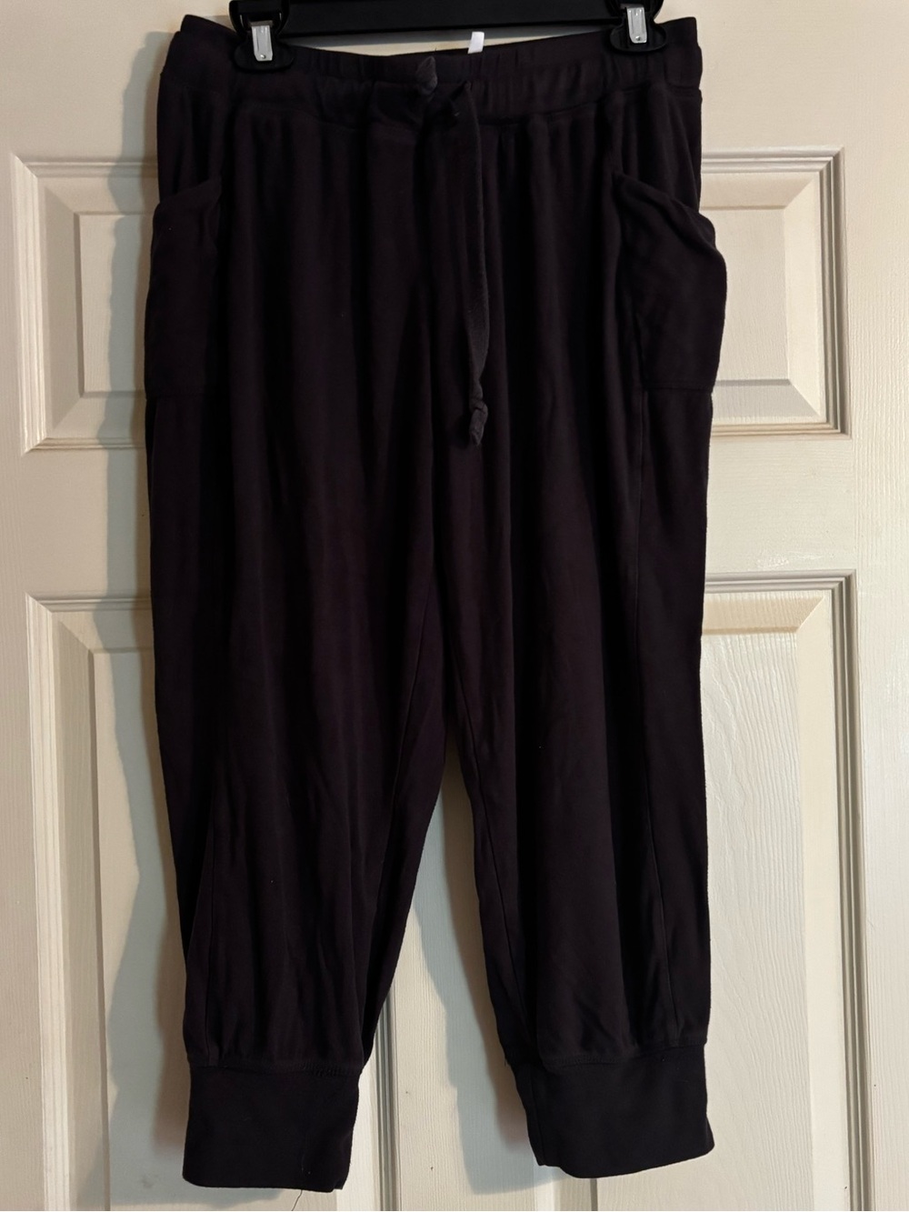 Fabletics Dari Gray Jogger Capris Drawstring Size Medium